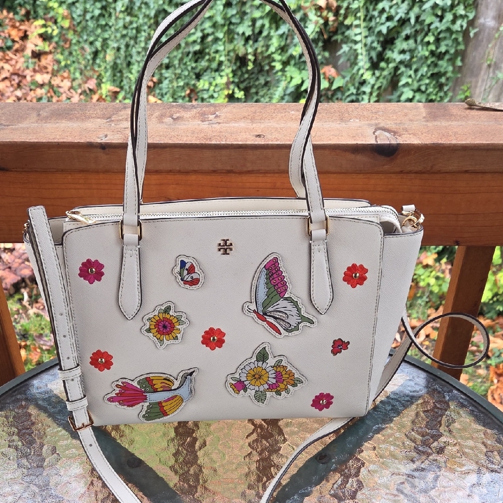 Tory Burch Appliqued Emerson Crossbody bag